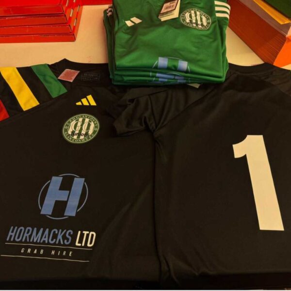 sportswear teamwear sports club running exercise vests polos tees t shirts bundles company team customised logo name print affordable