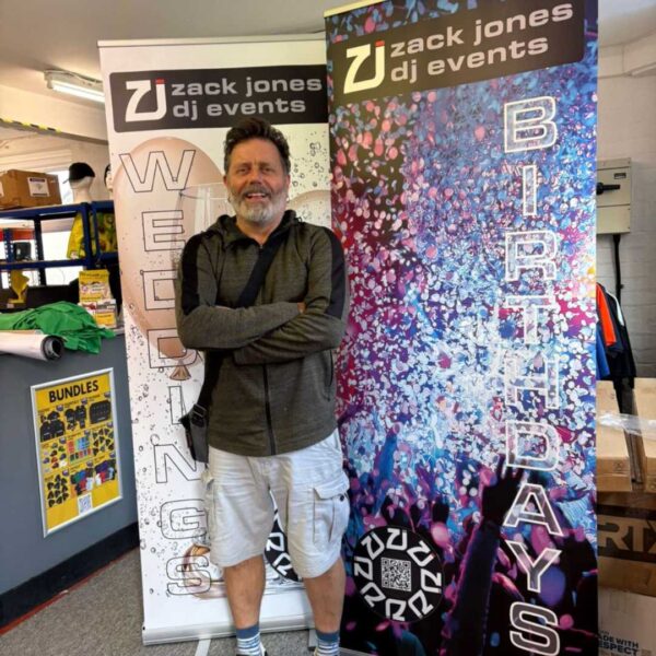 personalised branded outdoor indoor banners pop up pull up retractable high quality affordable design cutom business company events