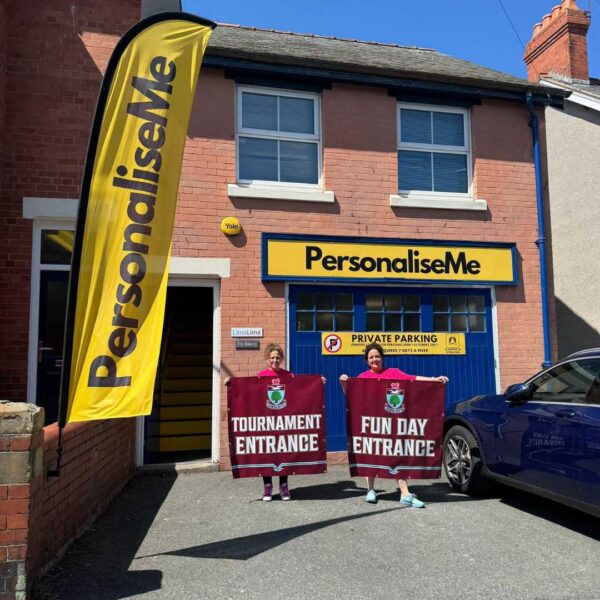 personalised branded outdoor indoor banners pop up pull up retractable high quality affordable design cutom business company events