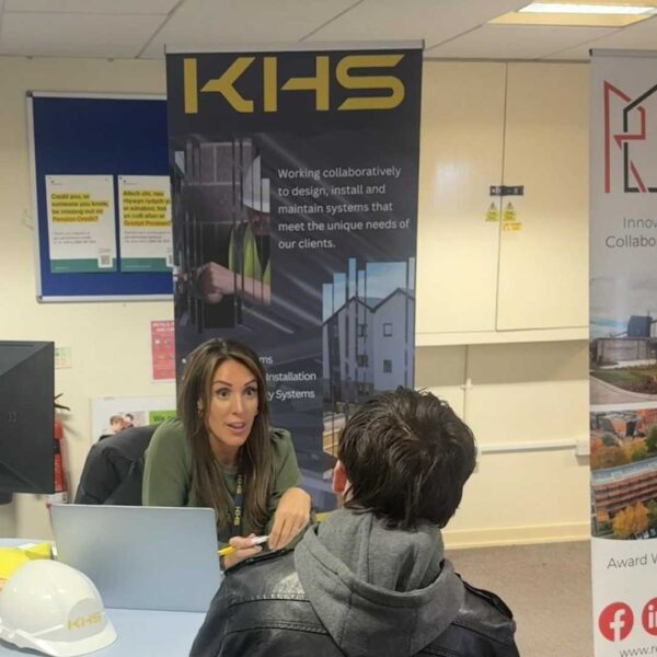 personalised branded outdoor indoor banners pop up pull up retractable high quality affordable design cutom business company events